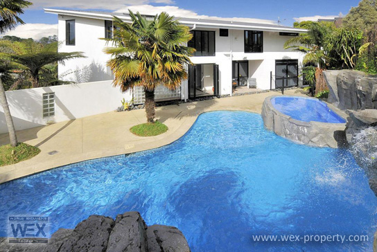 ������������ � ����� �������� (�����) - Beach Heaven [�������� ''WEX PROPERTY'']