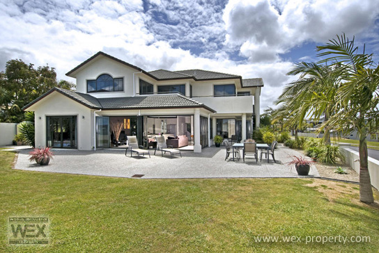 ������������ � ����� �������� (�����) - West Harbour Marine [�������� ''WEX PROPERTY'']