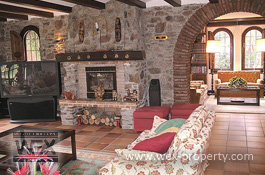 ������������ � ������� (�����): ������������ � ���������, ������������ �� ����� ����� - Masia Genov&eacute;s [�������� ''WEX PROPERTY'']