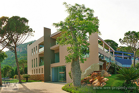 ������������ � ������� (�����): ������������ � ���������, ������������ �� ����� ����� - Villa Punta Brava [�������� ''WEX PROPERTY'']