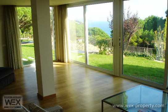 ������������ � ������� (�����): ������������ � ���������, ������������ �� ����� ����� - REF. 3174 [�������� ''WEX PROPERTY'']