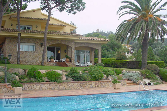 ������������ � ������� (�����): ������������ � ���������, ������������ �� ����� ����� - REF. 4085 [�������� ''WEX PROPERTY'']